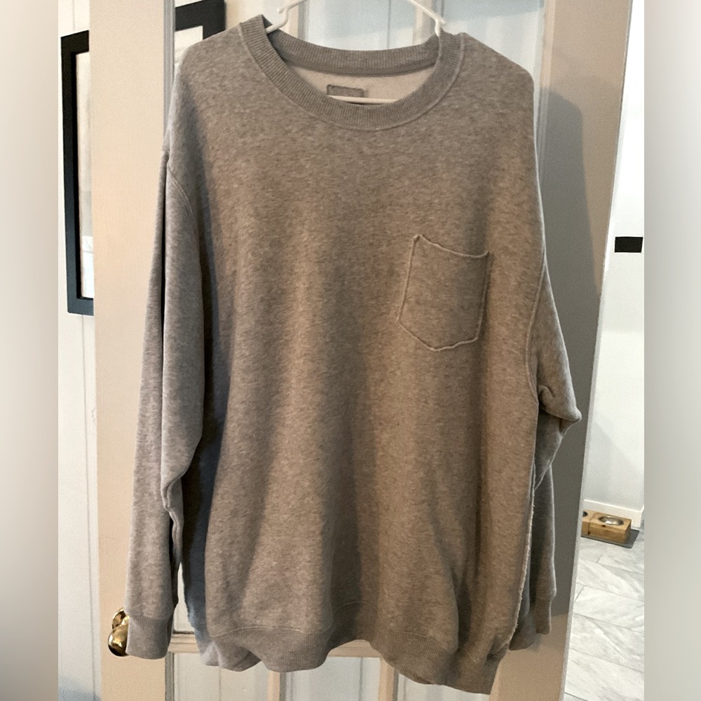 WOMENS L HEATHER GREY SWEATSHIRT…AERIE
